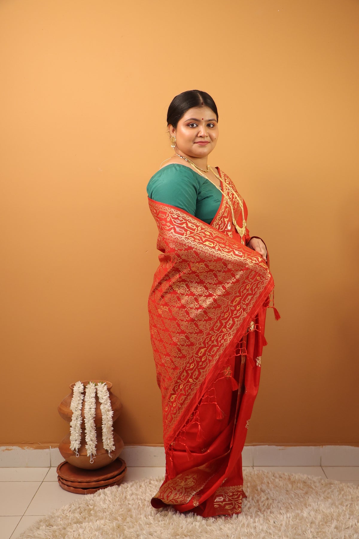 Aadhya Red Banarasi Silk Saree