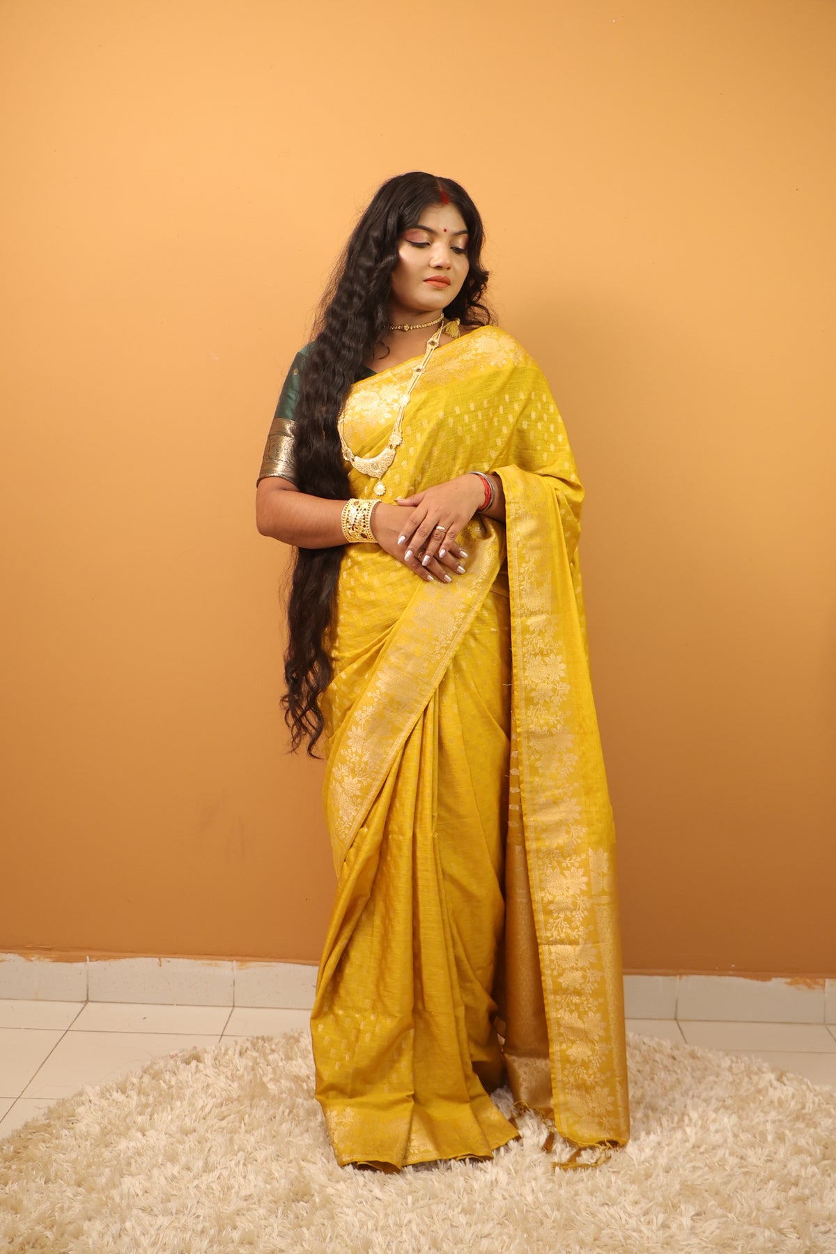 Swarnaborna Saree