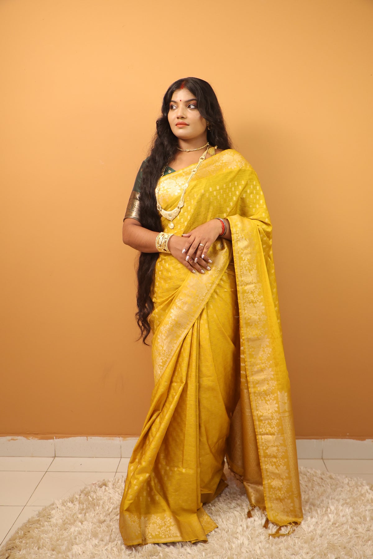 Swarnaborna Saree