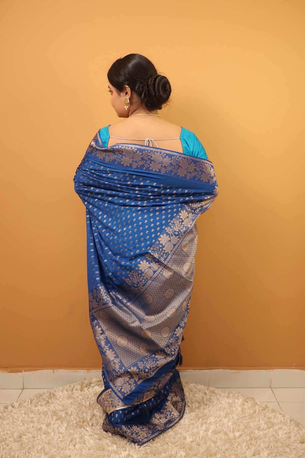Nilambari Benarasi Silk Saree