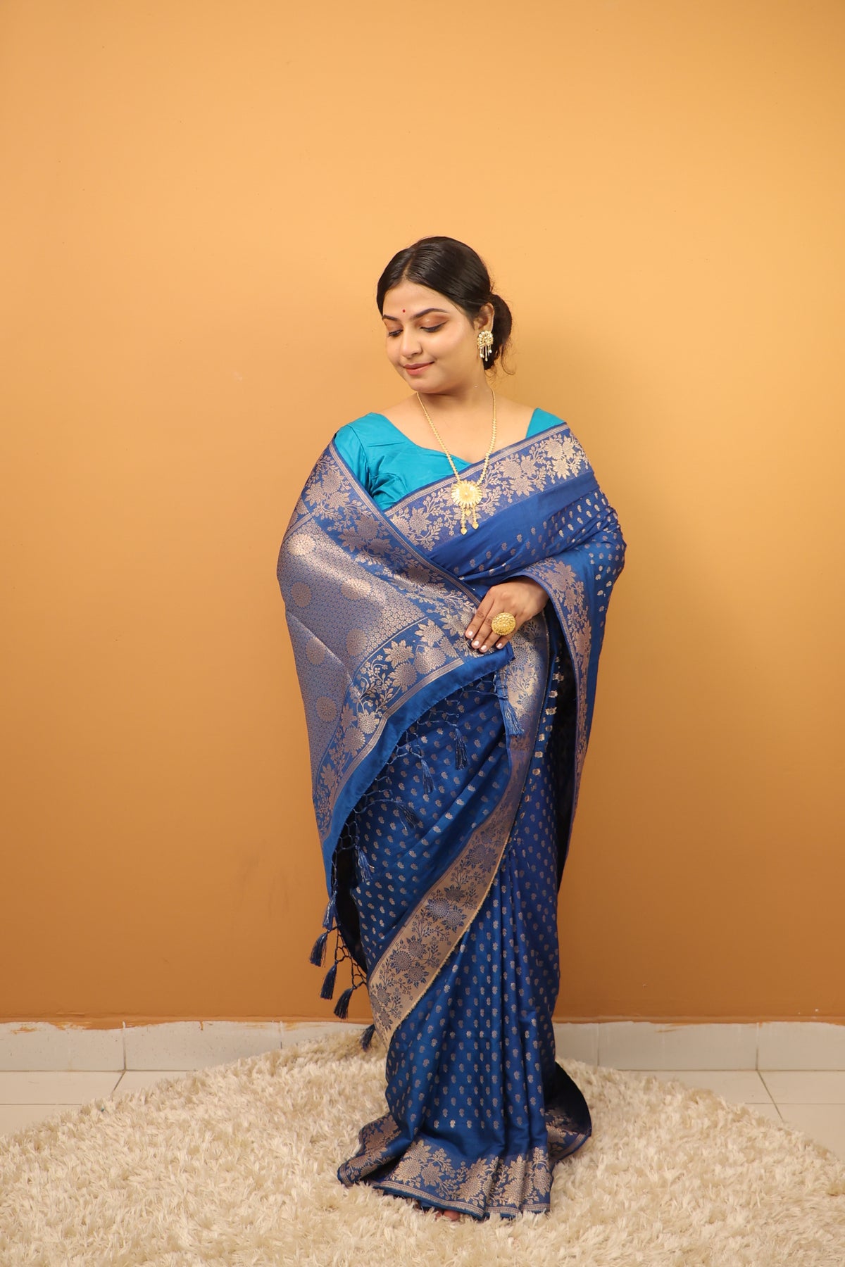 Nilambari Benarasi Silk Saree
