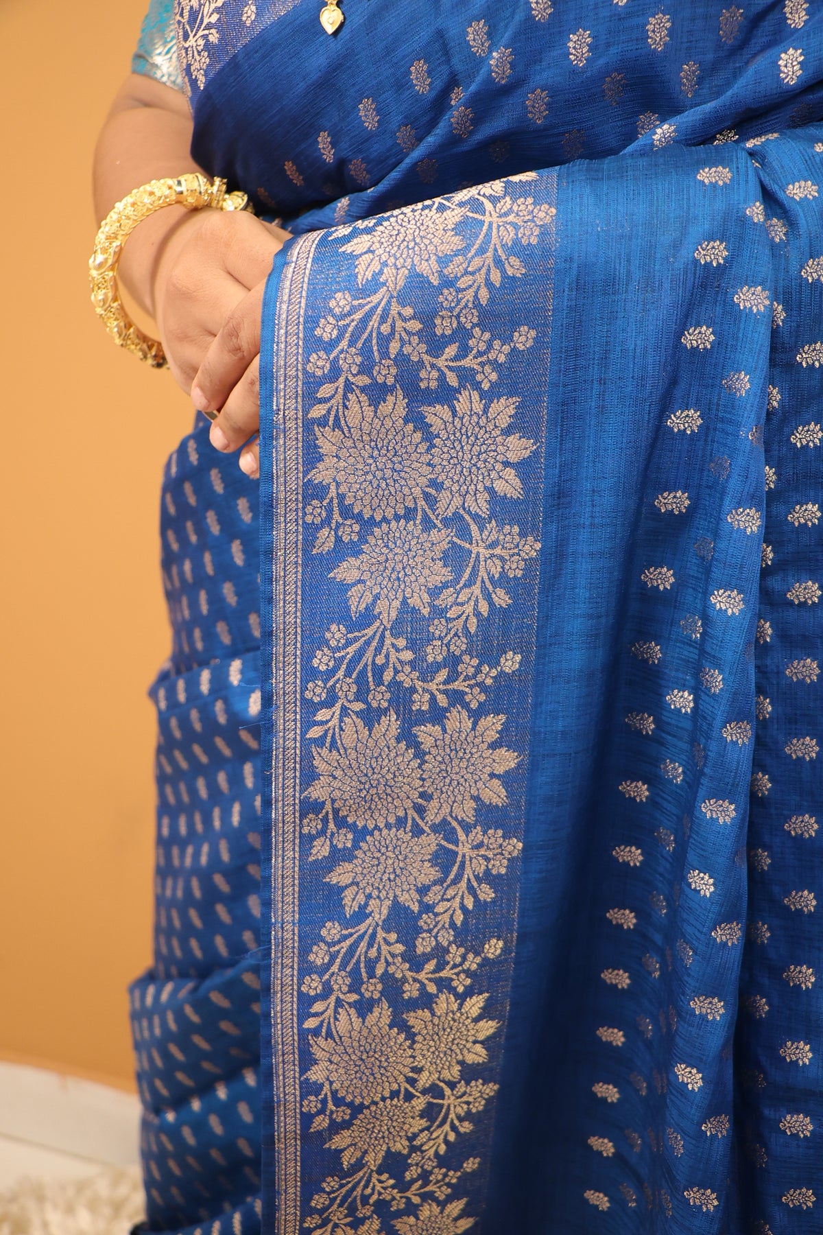 Nilambari Benarasi Silk Saree
