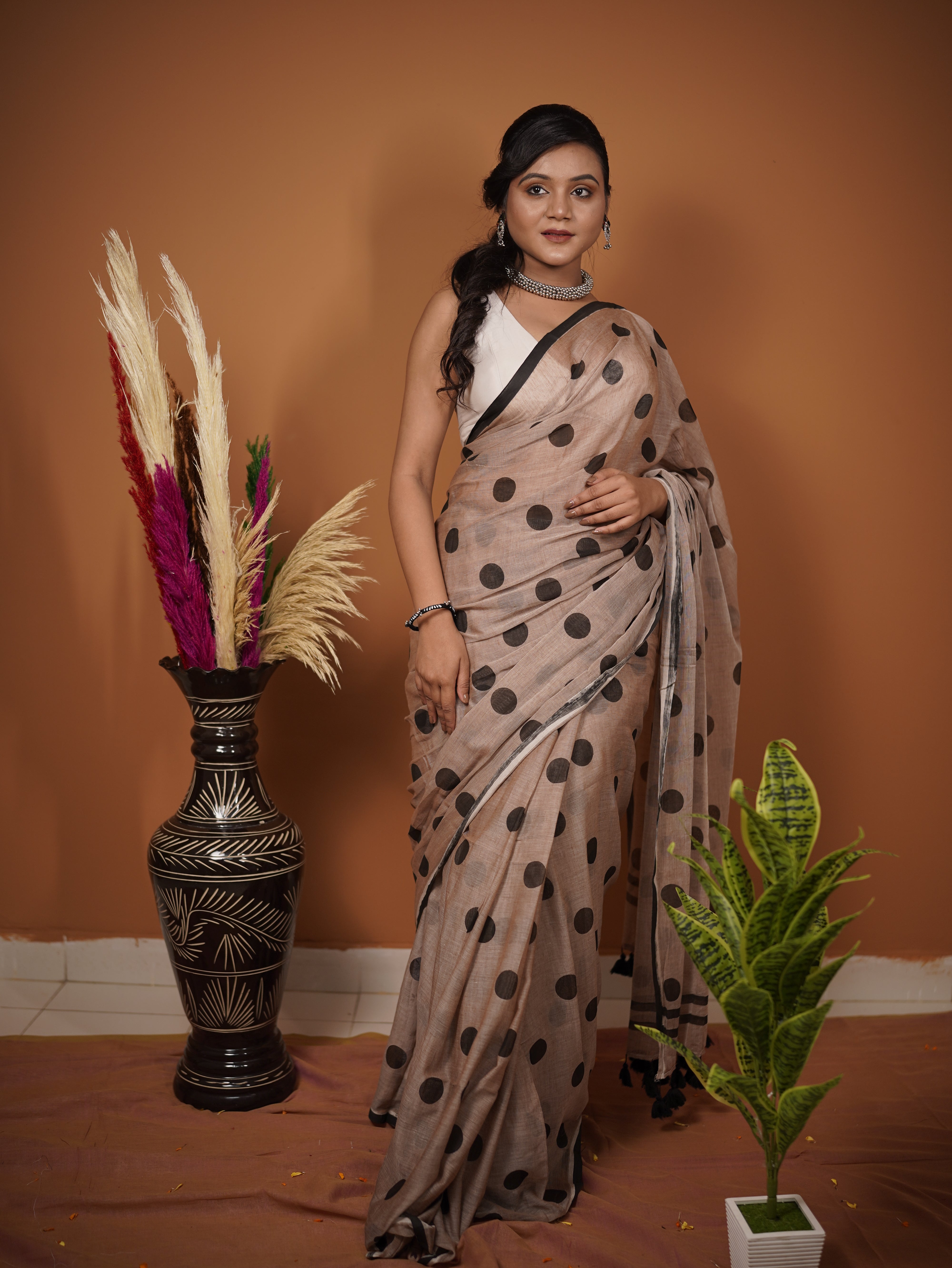 Dhara Polka Dot Saree
