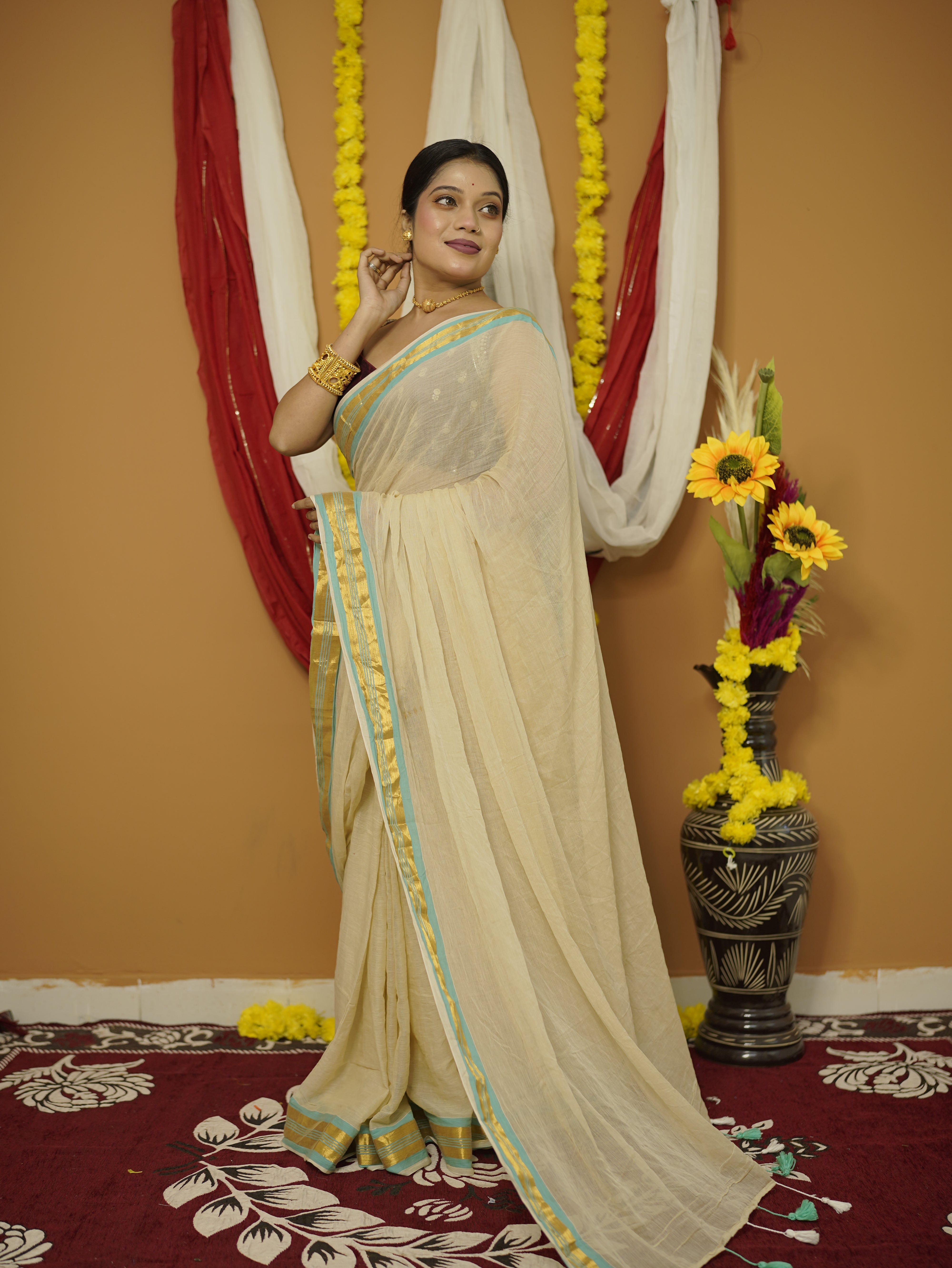 Sweta pure mul cotton saree