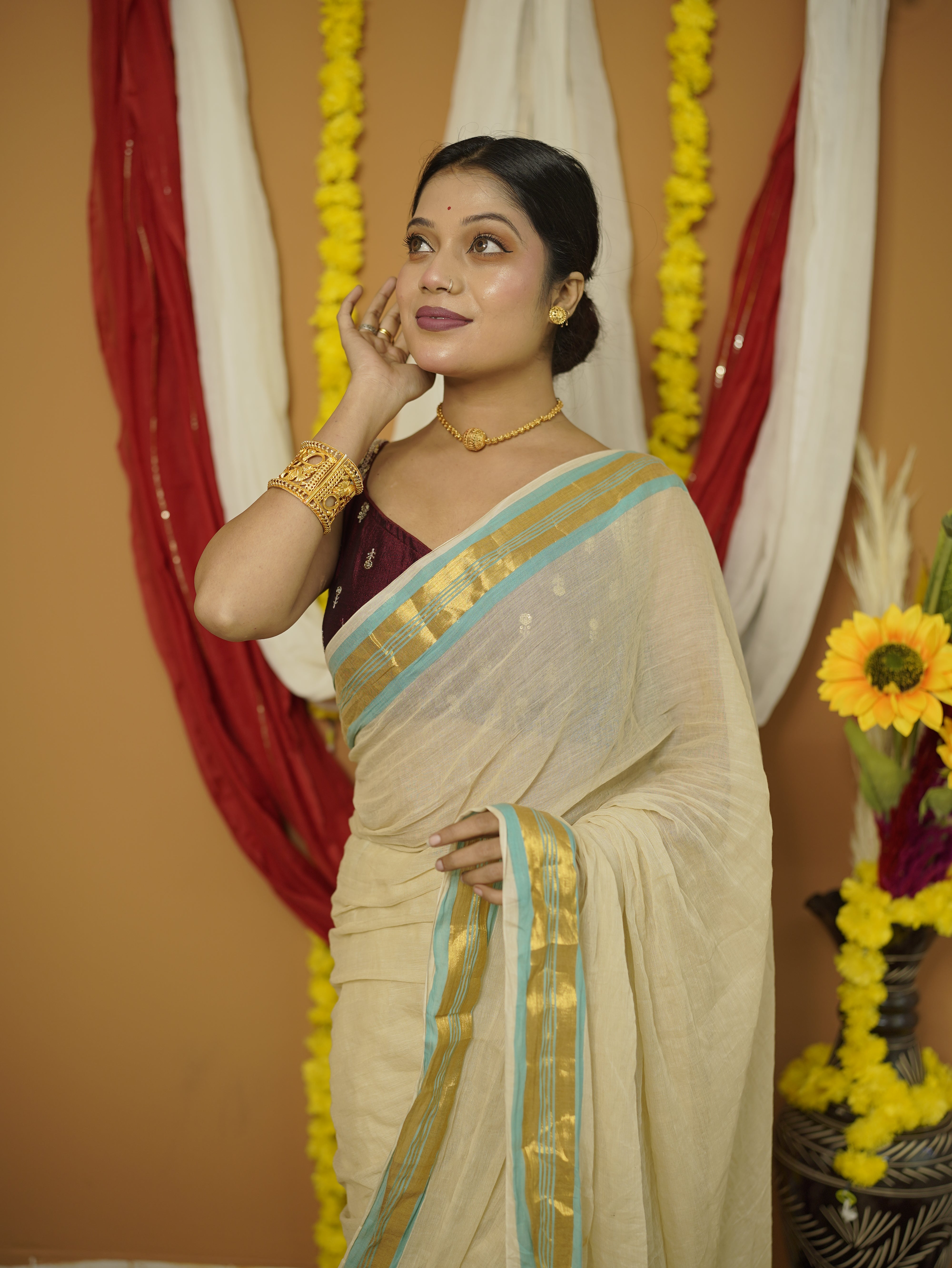 Sweta pure mul cotton saree