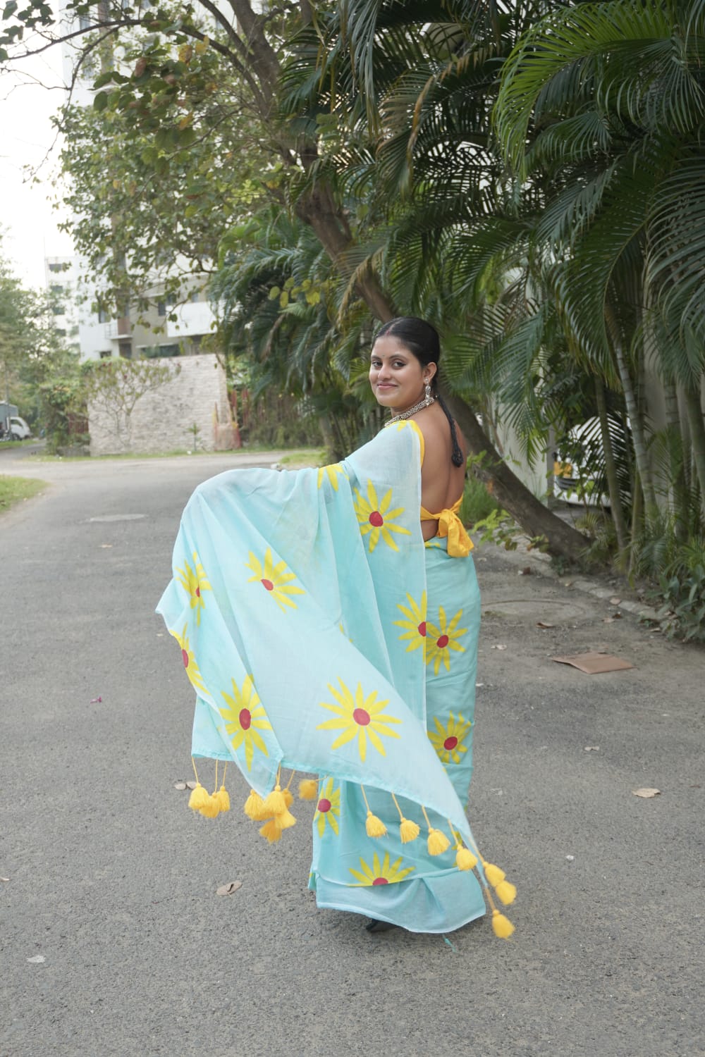 Sunflowe pure mull cotton Saree