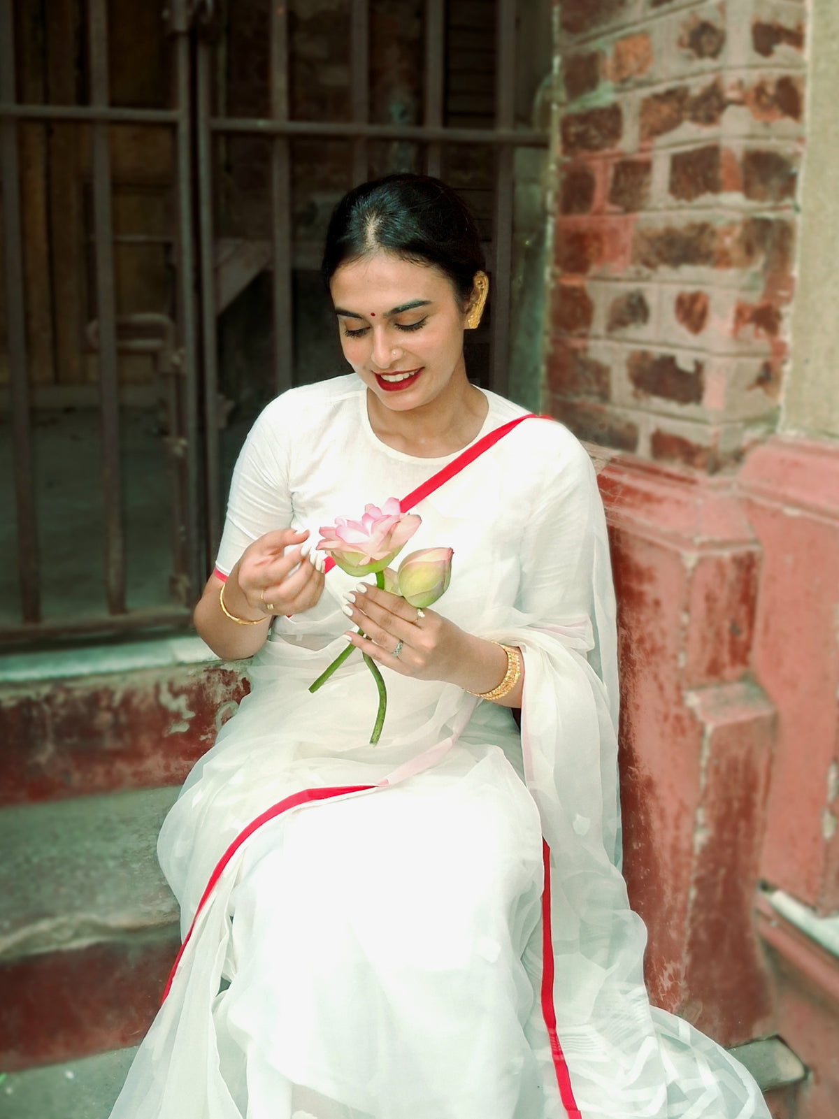 Red Border and White  Maslin Saree